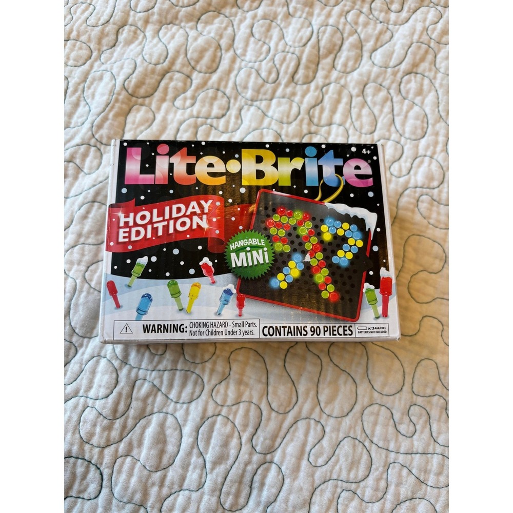 Lite-Brite Holiday Edition Mini Hangable Light-Up‎ Peg Art Toy 90 Pieces